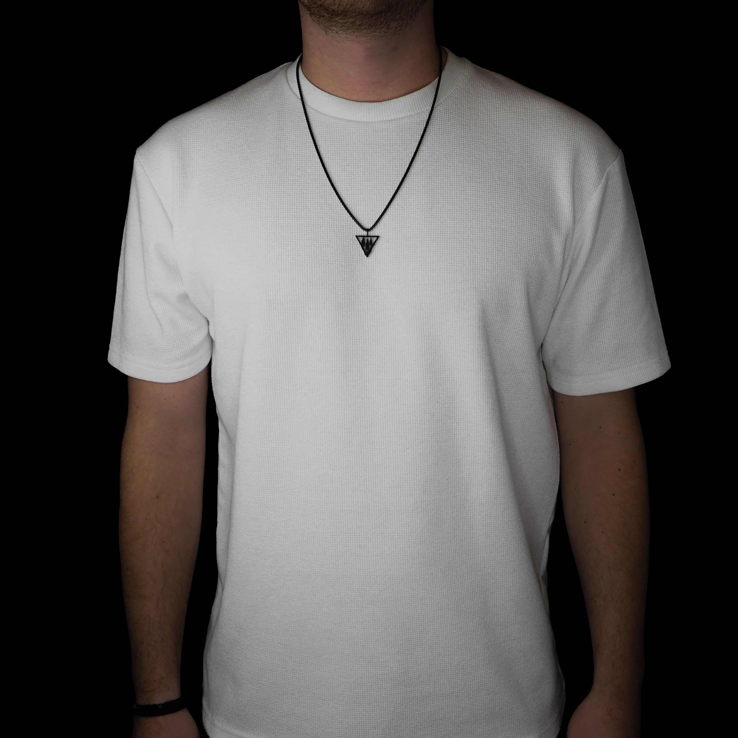 BAR BLACK